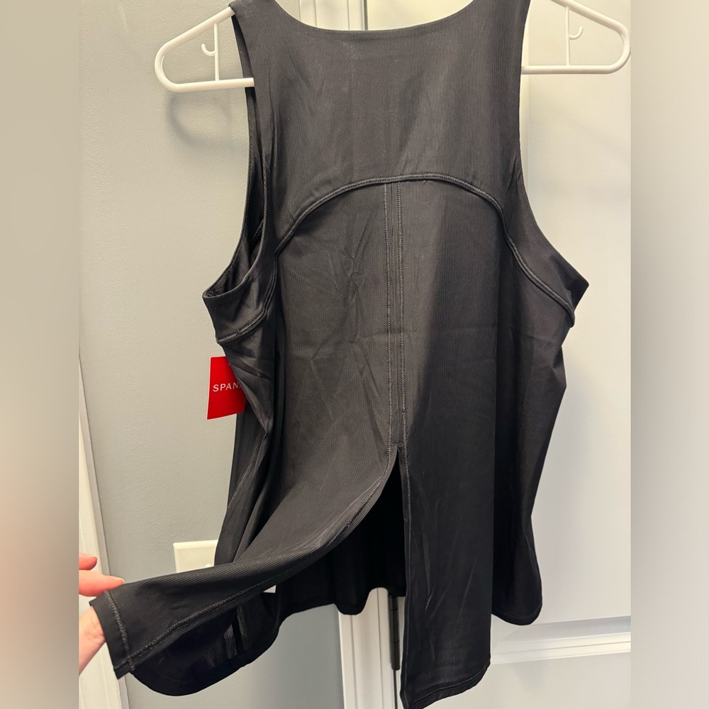 Spanx Ribbed Tank - Picture 4 of 7